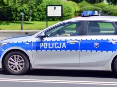 Ciało mężczyzny znalezione w parku. Policja nie wyklucza udziału osób trzecich