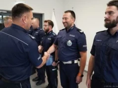 Wskoczył do Gwdy, żeby uratować tonącego. Policjant z Piły bohaterem majowego wieczoru