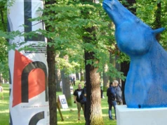 Roztrzaskano kolejną rzeźbę w Parku Kasprowicza. „Zwykły wandalizm, nic innego”