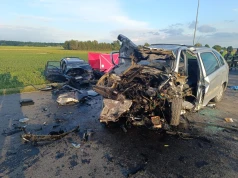 Tragiczny wypadek w Klinach. Jedna osoba zginęła w zderzeniu Volkswagena z Citroenem