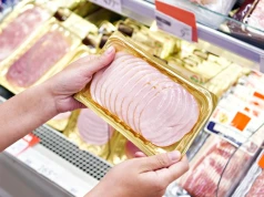 Eksperci przebadali szynki z supermarketów. Stanowczo odradzają produkty znanych marek