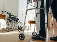 Coraz więcej osób z niepełnosprawnościami boi się jednego. Samodzielność działa na niekorzyść?