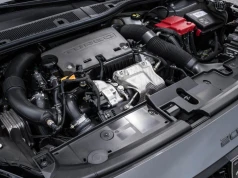 PureTech 1.2 umarł? Nowy silnik Turbo 100 ma łańcuch rozrządu, ale kierowcy wciąż o tym nie wiedzą