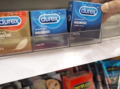 Chiny ograniczają reklamy prezerwatyw. Durex traci sprzedaż ...winna demografia