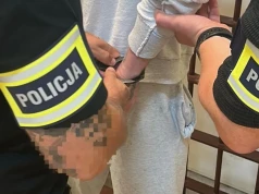Kompletnie pijany kierowca BMW uciekł z miejsca kolizji. W aucie wiózł 5-letniego syna