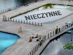 Zakrzówek zamknięty tuż po otwarciu sezonu. W wodzie wykryto tajemniczą substancję