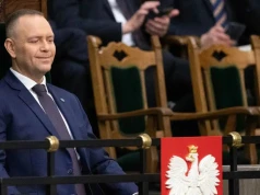 Prezydent Nawrocki nie odpuszcza. Do Senatu trafi nowy wniosek o referendum
