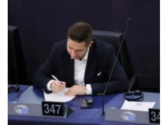 Waldemar Żurek złożył wniosek o uchylenie immunitetu europosła