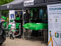 Pokażą hulajnogi pokonujące krawężniki, specjalne pojazdy i systemy wspierające psychikę