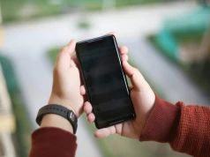 Rząd przyjął projekt ustawy chroniącej małoletnich przed pornografią w internecie