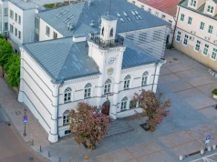 Dyrektorzy dwóch placówek w Ciechanowie zostają na dłużej. Prezydent przedłużył powierzenie stanowisk