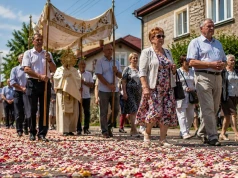 Tego lepiej nie rób w Boże Ciało. Dawniej wierzono, że przynosi pecha