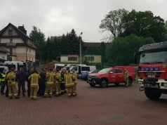 Śmigłowiec zniknął z radarów ok. 3:00 nad ranem. Strażacy dokonali tragicznego odkrycia