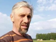 Ma 70 sztuk bydła i nie widzi przyszłości. „To była najgorsza decyzja dla mleka”