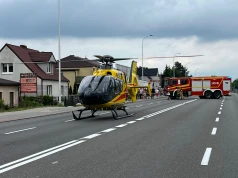 Wypadek drogowy z udziałem motocykla i samochodu osobowego! Na miejscu śmigłowiec LPR.