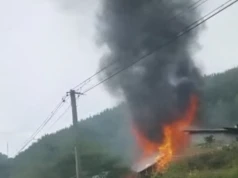Pożar w Kosarzyskach. Mężczyzna trafił do szpitala
