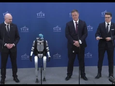 „Edward Warchocki” w Sejmie. Kto odpowiada za wpuszczenie robota?