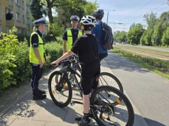 Kask obowiązkowy do 16. roku życia. Częstochowska drogówka przypomina o zmianach w prawie
