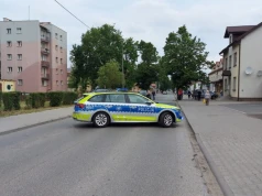 Śmiertelne potrącenie pieszej. Nie żyje 88-letnia kobieta, która przechodziła przez jezdnię poza wyznaczonym przejściem