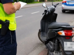 Myślał, że nikt nie zauważy tablic. Nastolatek ma teraz poważne kłopoty