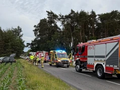 Kolizja drogowa z udziałem dwóch samochodów osobowych