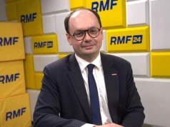 "To nie jest najlepszy pomysł" Co zrobi Tusk ws. odebrania orderu Zełenskiemu?