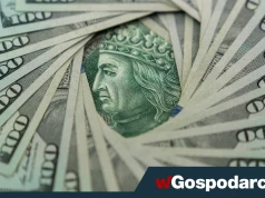 Złoty zapatrzony w Bliski Wschód