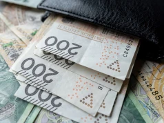 Nowe prognozy dla emerytów i rencistów. Tyle ma wynieść minimalne świadczenie w 2027 r.