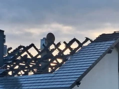 Spłonął stosunkowo nowy dom (ZDJĘCIA)