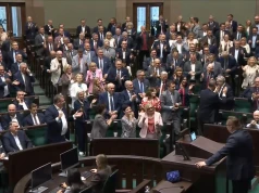 Politykowi zrobiło się szkoda Kaczyńskiego, błyskawiczna reakcja PiS. „To się nie liczy, to klakierzy”