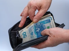 Rządzący chwalą się najnowszymi danymi GUS. Przeciętne miesięczne wynagrodzenie w sektorze przedsiębiorstw wyniosło 9173,24 zł brutto