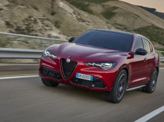 Alfa Romeo miała iść w elektryczną przyszłość. Teraz ponownie walczy o przetrwanie