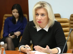 Zacharowa uderza w Polskę, bo… w Niemczech ktoś ukradł pomnik
