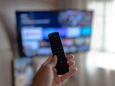 Alternatywa dla Chromecasta od Xiaomi. Oglądaj Netflixa i YouTube’a nawet na starym telewizorze