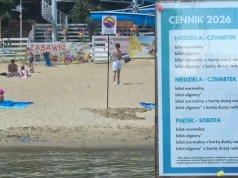Jezioro płatne nawet w nocy