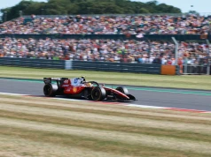 Hamilton najszybszy w kwalifikacjach do sprintu przed GP Wielkiej Brytanii 2026