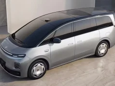 Leapmotor D99 oficjalnie. Ma 1000 V, 2890 l bagażnika i kosztuje od około 137 800 zł