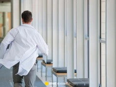 Neurochirurdzy pod lupą NFZ i prokuratury. Chodzi o możliwe wyłudzenia
