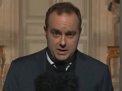 Premier Francji zapowiada zmiany przed wyborami. Chodzi o fałszywe informacje