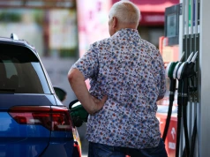 Diesel drożeje w Europie o 13 proc., rząd dopuszcza ewentualny powrót do CPN