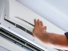 Nawet 15 tys. zł kary za zamontowanie klimatyzacji w domu. Wielu Polaków nie wie o tym przepisie