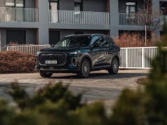 6434 auta w rok, lider PHEV i Robert Lewandowski. CHERY podsumowuje pierwszy rok w Polsce – i to dopiero początek