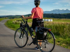 Nowa trasa uzupełni sieć. Rowerzyści pojadą nad słynne jezioro lub w góry