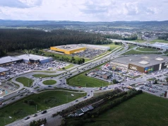 Gigantyczna galeria rośnie przy Zakopiance. Będzie 80 sklepów, kino i food court z widokiem na Tatry