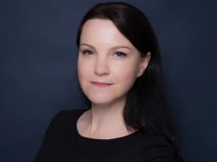„Rodzicom często sprzedaje się lęk o dziecko a młodym obietnicę kontroli nad własnym ciałem”. Dr Dorota Sikora o wielu twarzach dezinformacji medycznej