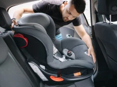 Czy można zamontować Isofix w starszym aucie? Jest jeden ważny haczyk