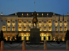 Referendum zamiast taniego prądu. Jak prezydent chce walczyć o skrajną prawicę?
