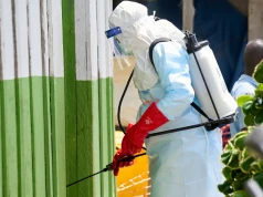 "Pielęgniarki zabijają pacjentów". Plotki pogłębiają epidemię eboli