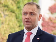 Nawrocki z referendum nie odpuszcza. Zmienił pytanie, ale i to może nie pomóc