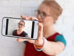 Jak zainstalować aplikację Zoom na telefonie?